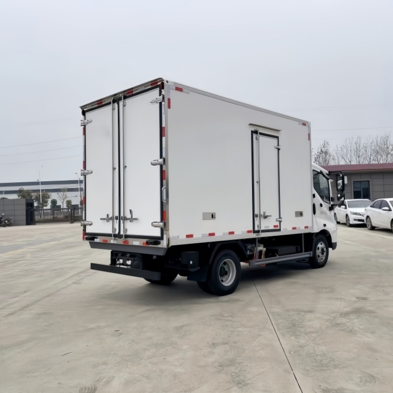 4.2-meter BYD T5DM hybrid refrigerated truck