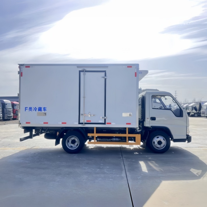 4x2 Jiangling Shunda Light Truck Box Refrigerated Truck