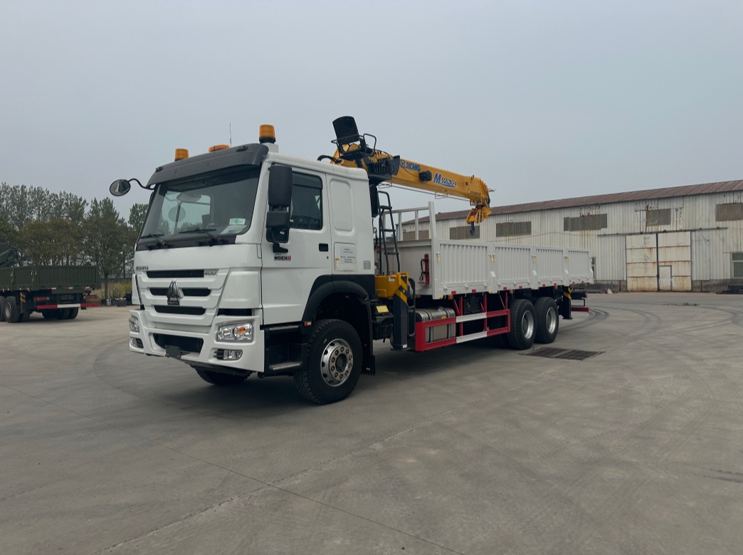 ISUZU 28m Telescopic Boom Aerial Work Platform