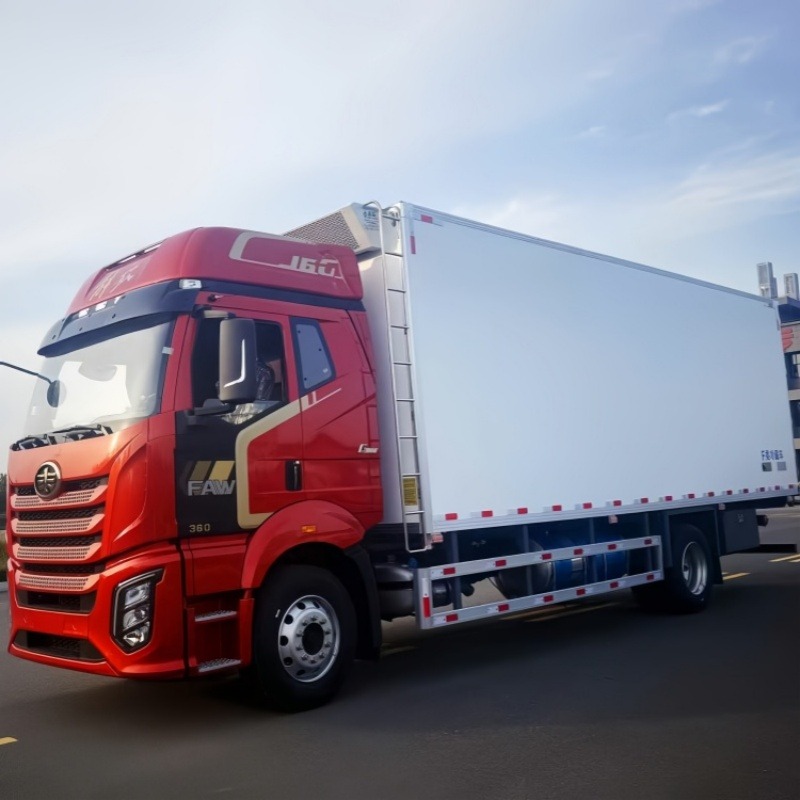 FAW 10000L New Refrigerated Truck for Frozen Meat Transportation