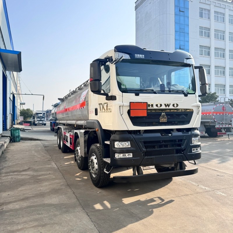 Sinotruk Howo TX7 Tank Truck