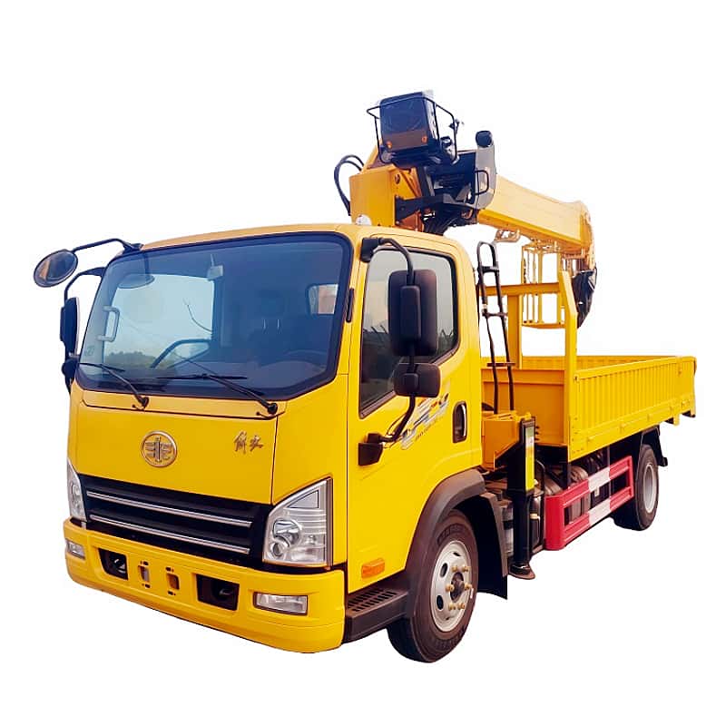 Jiefang XCMG 7-Ton Truck-Mounted Crane