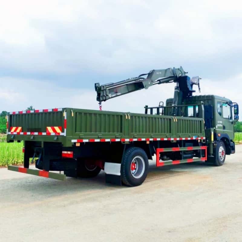 Dongfeng multi-functional truck-mounted cranes trucks