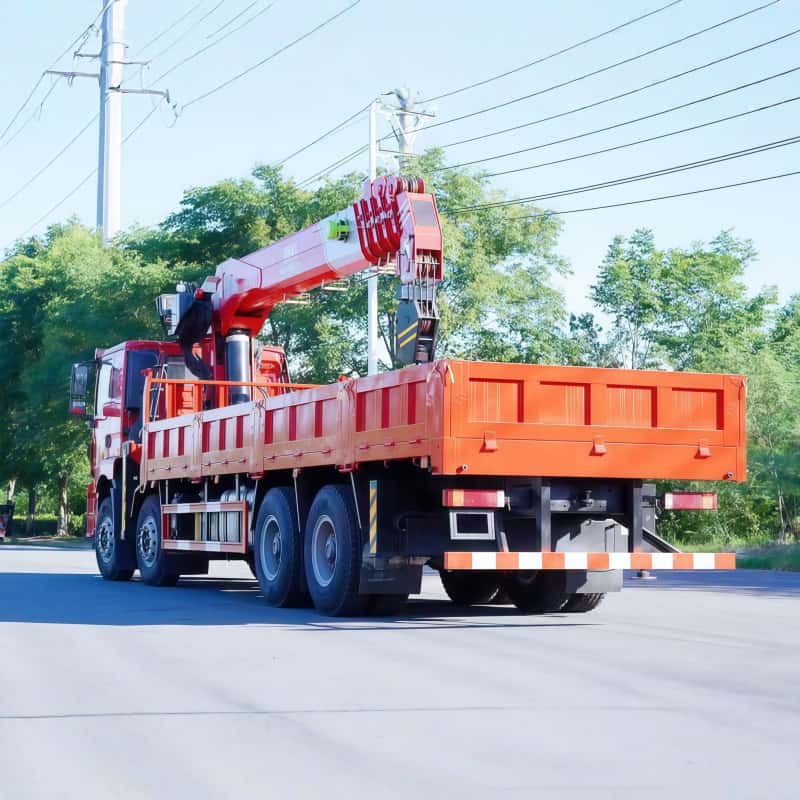 Shacman XCMG 14 Ton Truck-Mounted Crane