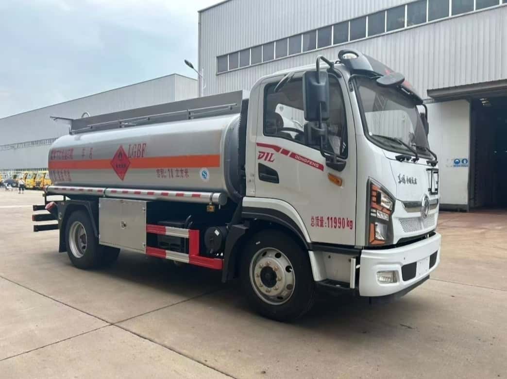 ISUZU 28m Telescopic Boom Aerial Work Platform