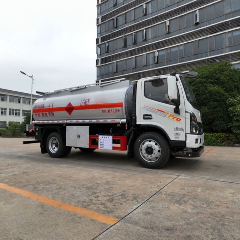 Foton 10100L oil tank truck