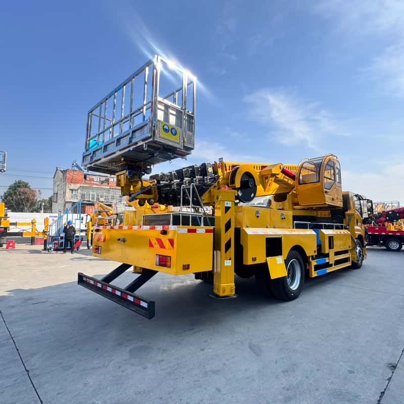 Isuzu 45m Telescopic Boom Aerial Work Platform Truck