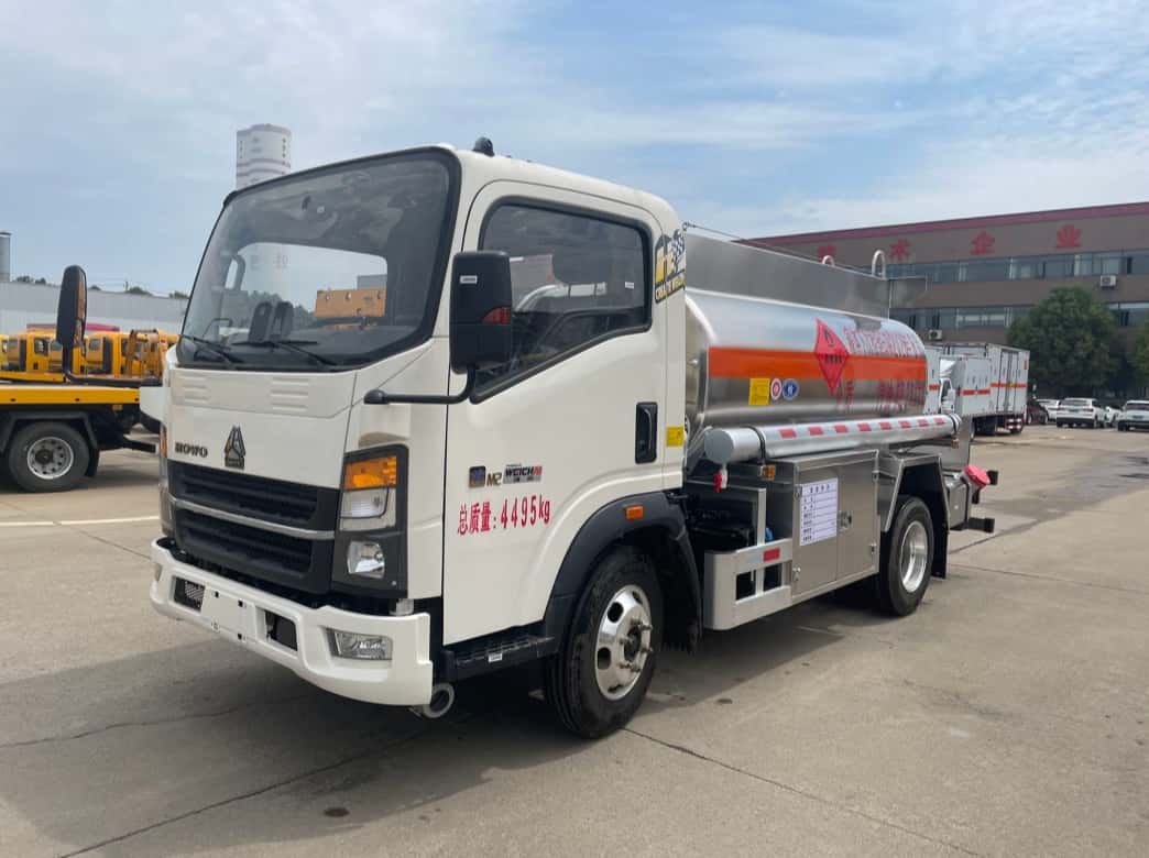 ISUZU 28m Telescopic Boom Aerial Work Platform