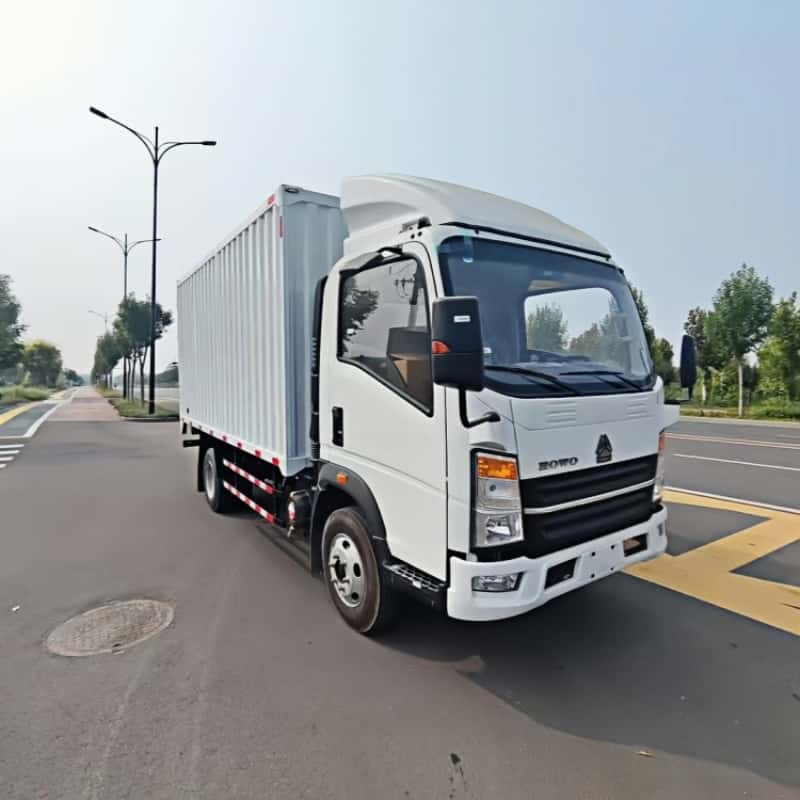 Sinotruk Howo 4.2-meter light box-type cargo truck
