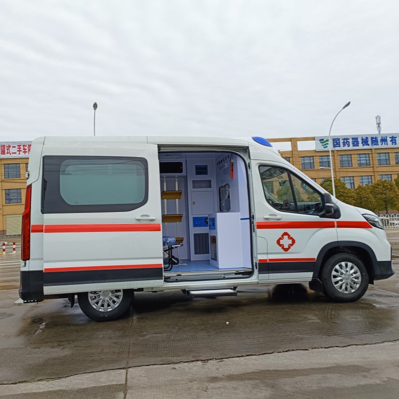 SAIC MAXUS V90 Long Wheelbase Medium Roof Ambulance Monitoring Type