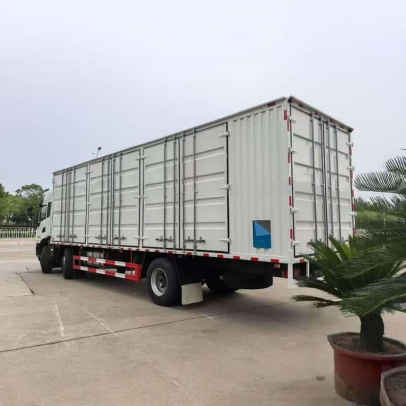 Dongfeng three-axle dangerous goods van truck
