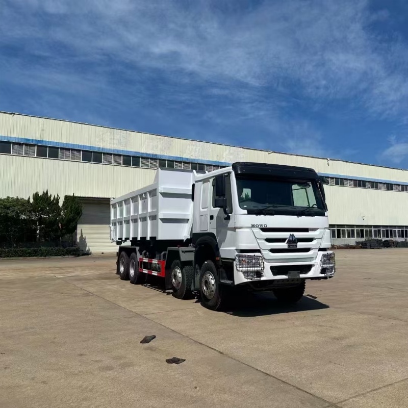 HOWO 8x4  Hook Lift Dump Truck