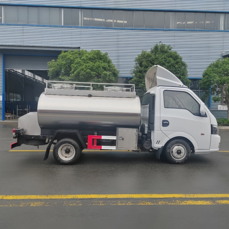 Dongfeng Light Duty 1.5-Ton Milk Tanker Truck for Fresh Milk