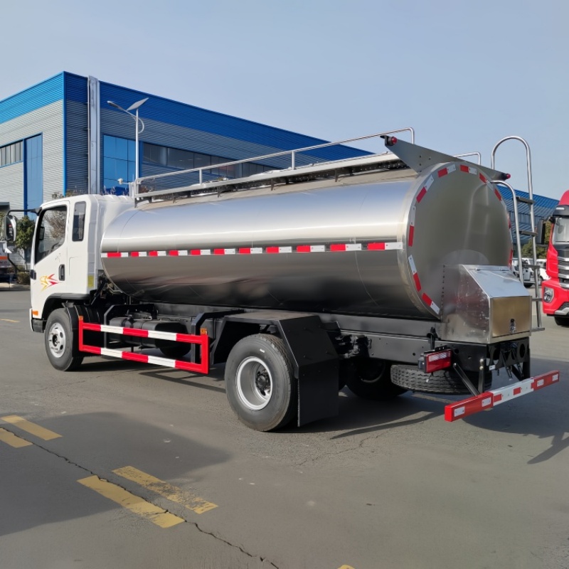 FAW 7 Ton Insulated Stainless Steel Milk Tanker Truck