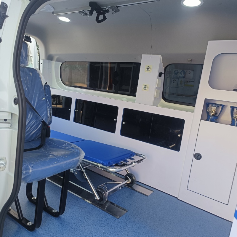SAIC MAXUS Dana V1 pure electric ambulance