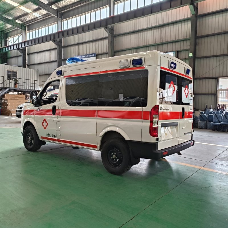 Dongfeng Medium Roof Ambulance