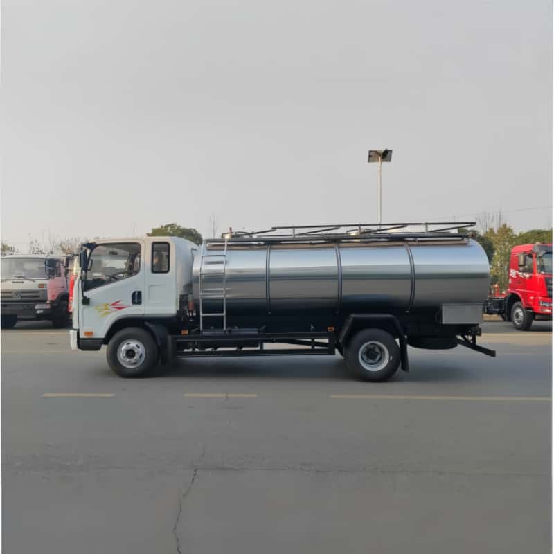 FAW 4x2 7000L Insulated & Heated Water Supply Truck