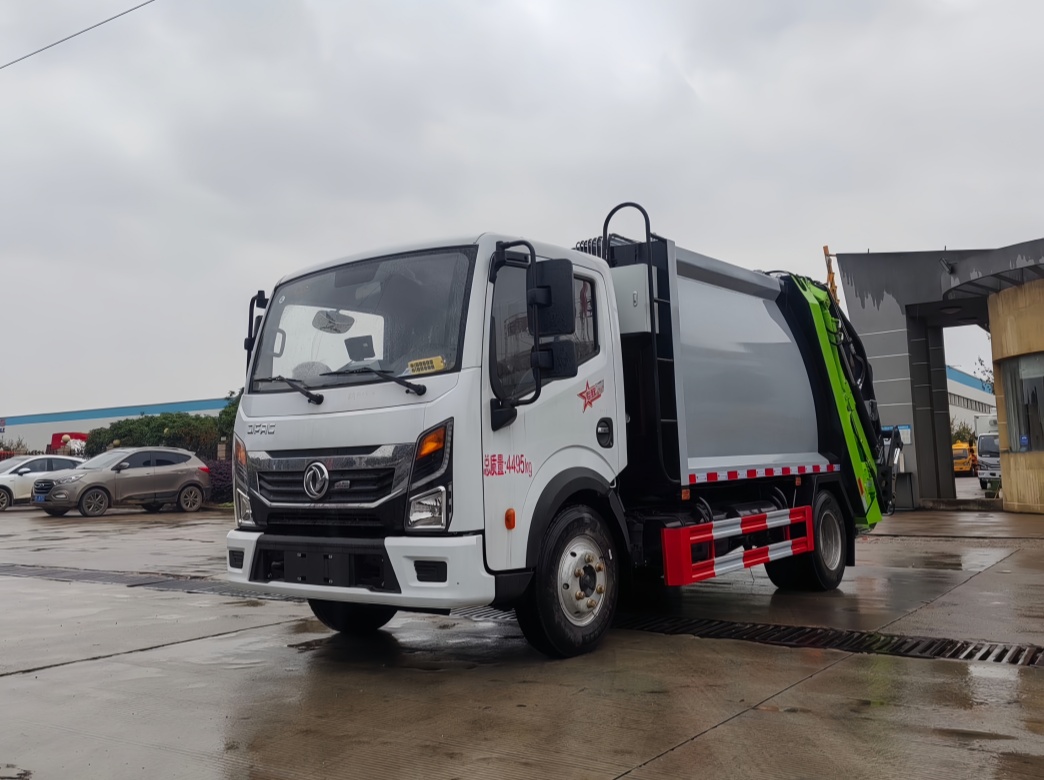 ISUZU 28m Telescopic Boom Aerial Work Platform