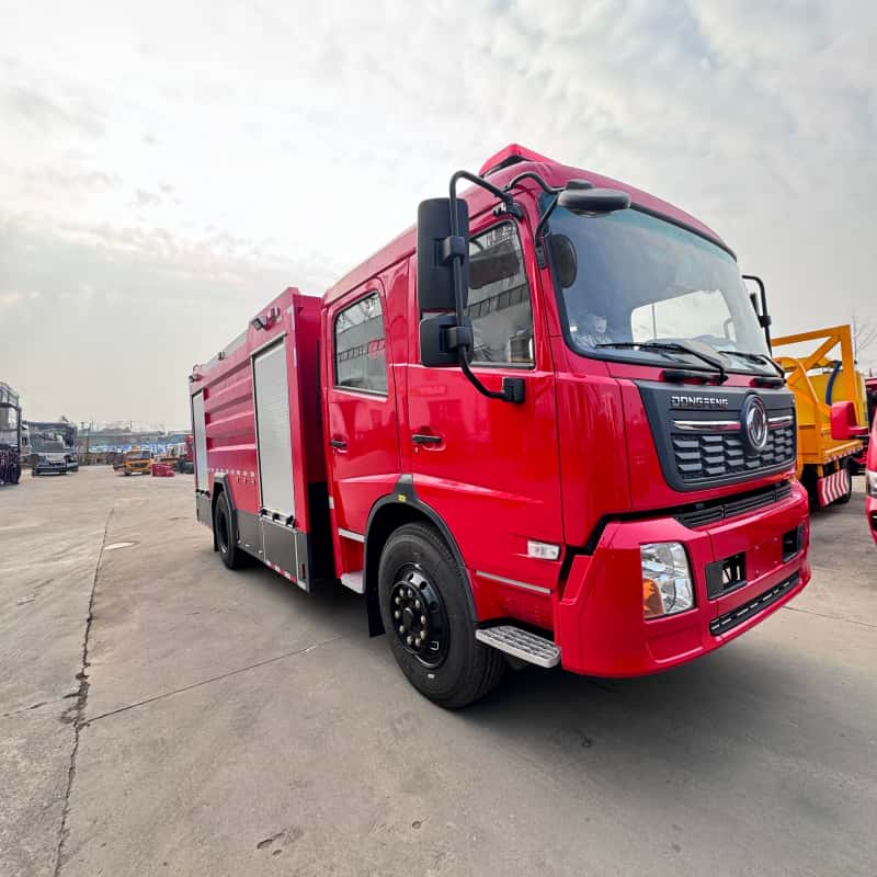Dongfeng 12000L water tank fire truck
