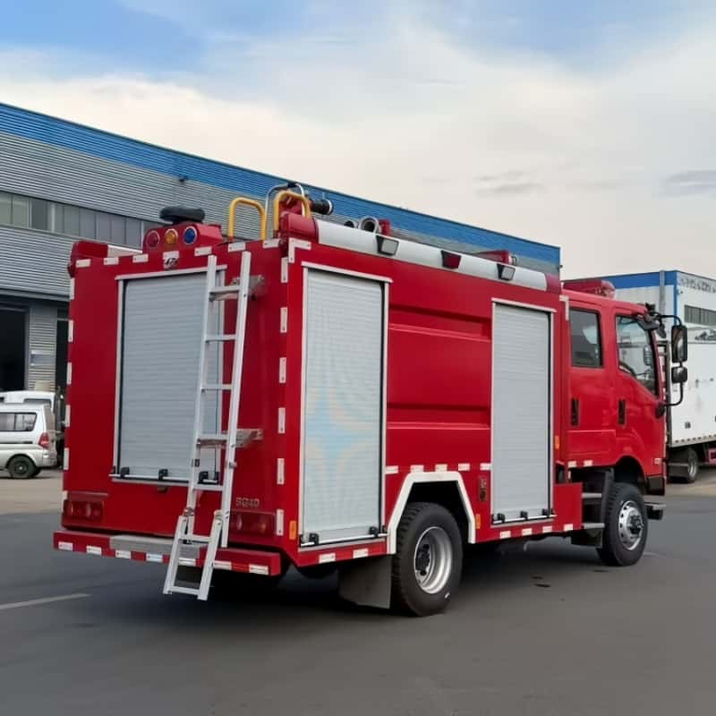 Dongfeng 4x4 forest fire truck, water tank fire truck