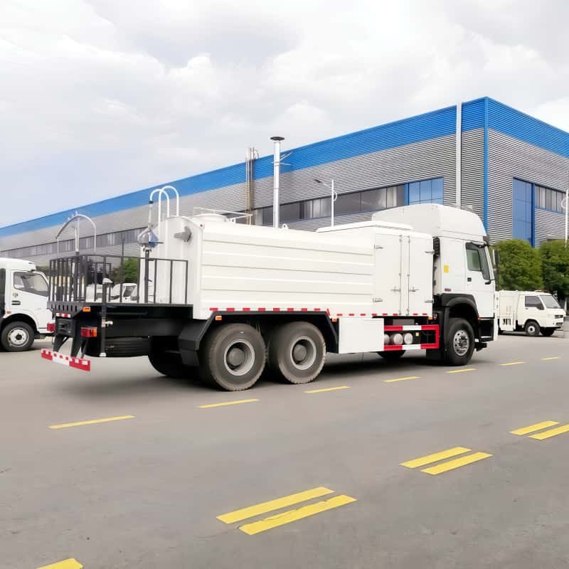 Sinotruk  18000L dust suppression sprinkler truck
