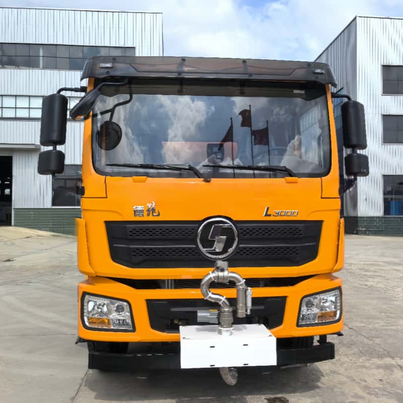 Shacman 20000L sprinkler truck