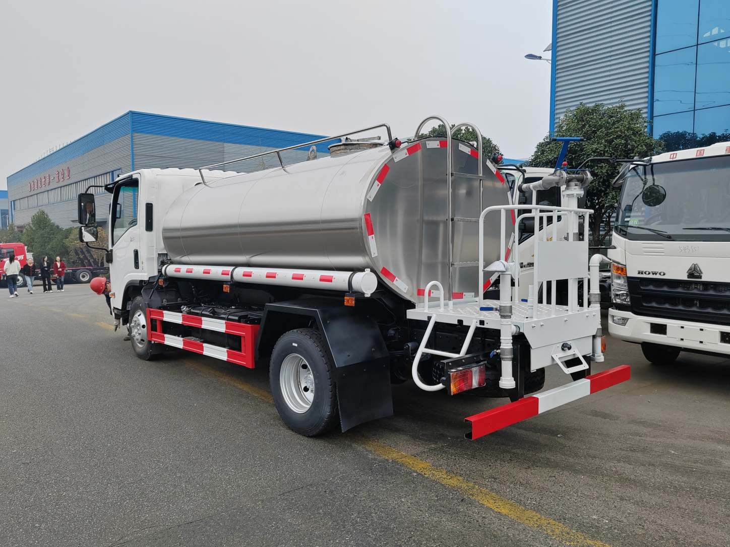 Water Sprinkler Truck